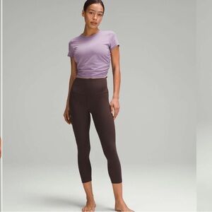 Lululemon Align High-Rise Crop 23"
Espresso